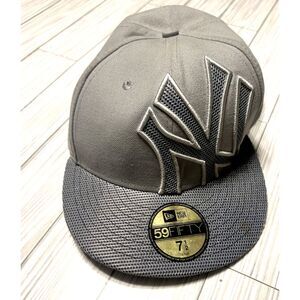 New Era Men's Hat New York Yankees MLB Basic Gray Fitted Cap Sz 7.5 59.6 CM